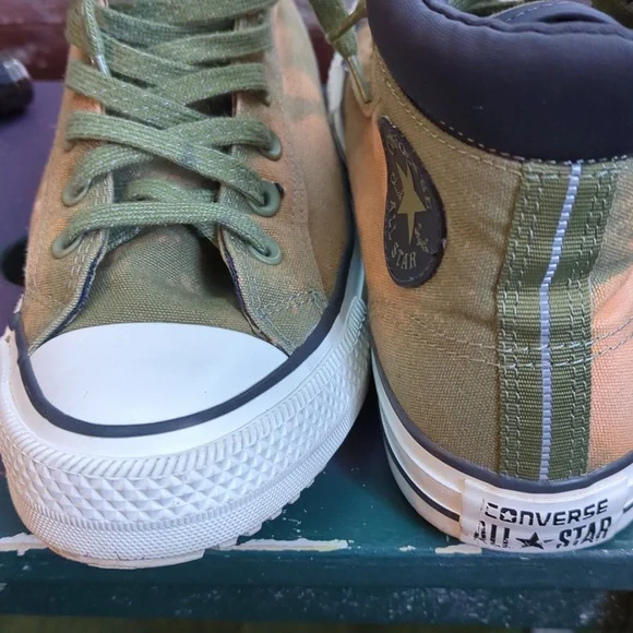 CTAS Counter Climate High Tops. 7.5M 9.5W. Green & Tan. Work boot style. - Picture 3 of 4